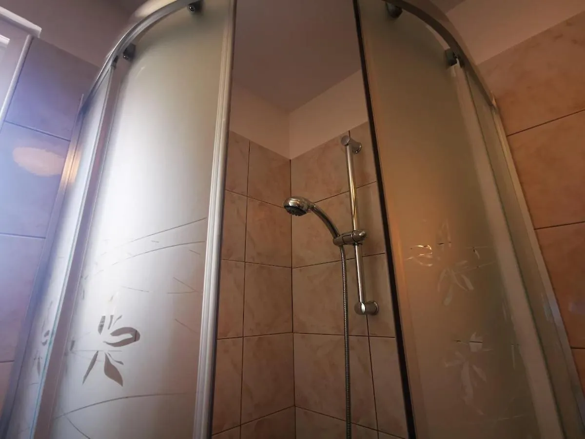 Apartment Irena 2, Free Parking, 10 Min From Sea Rovinj Croatia
